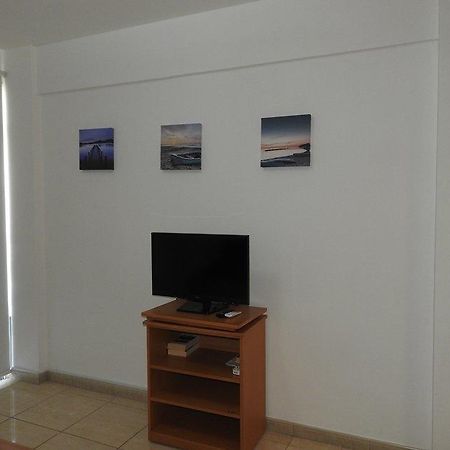 One Bedroom Aptm 拉纳卡 外观 照片