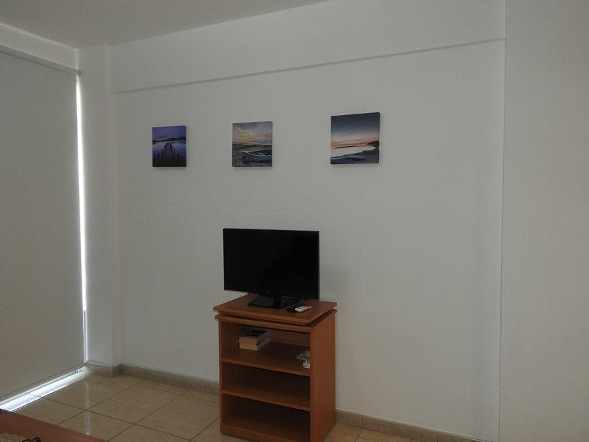 One Bedroom Aptm 拉纳卡 外观 照片